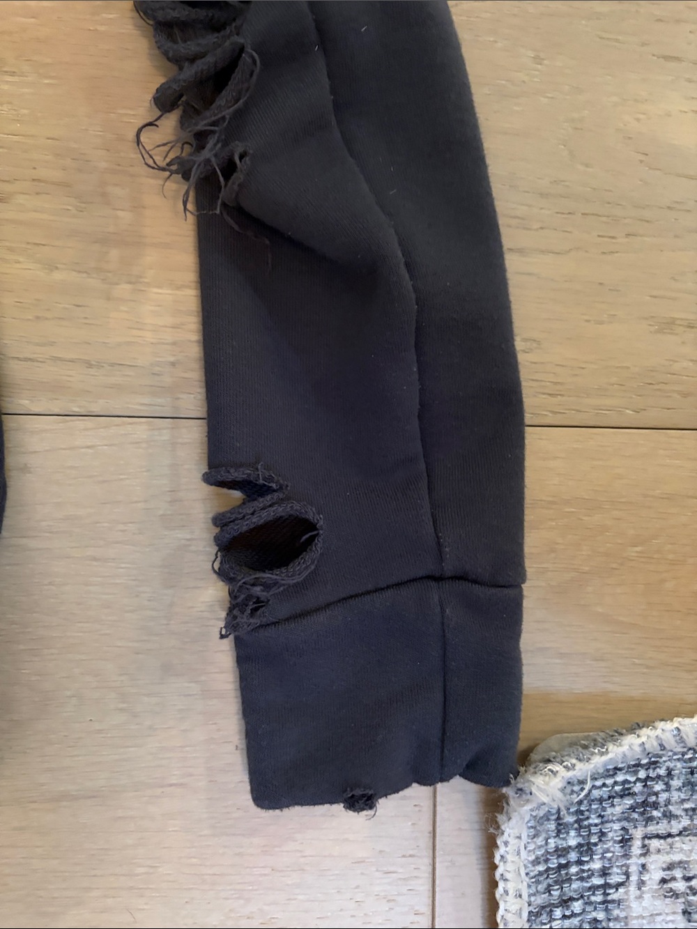 ALO Yoga Black Distressed Cowl Hoodie Sweater - Picture 4 of 7